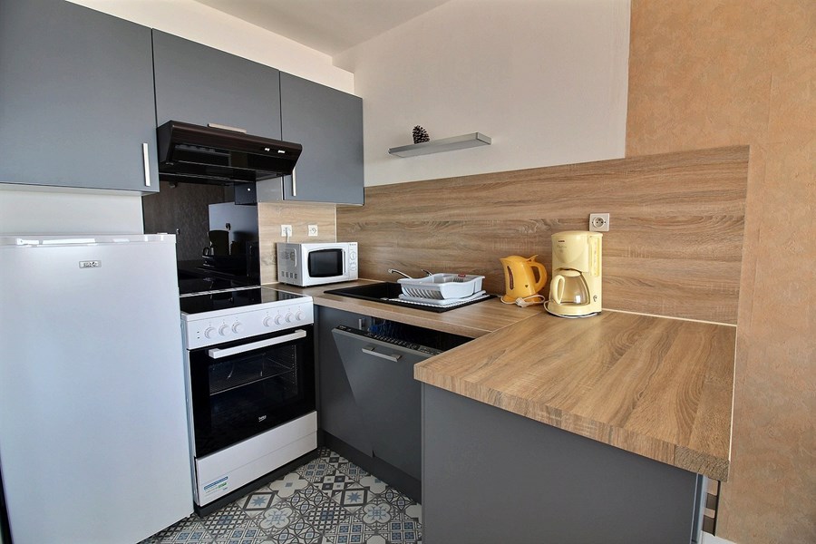 /picture/helios/116215201/CORSAIRES R2/2_2025-12-13CET00h00-12.jpg